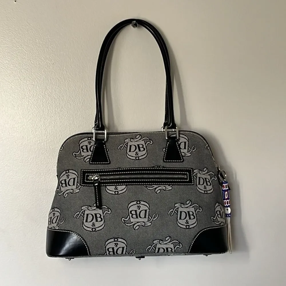 Dooney & Bourke this purse